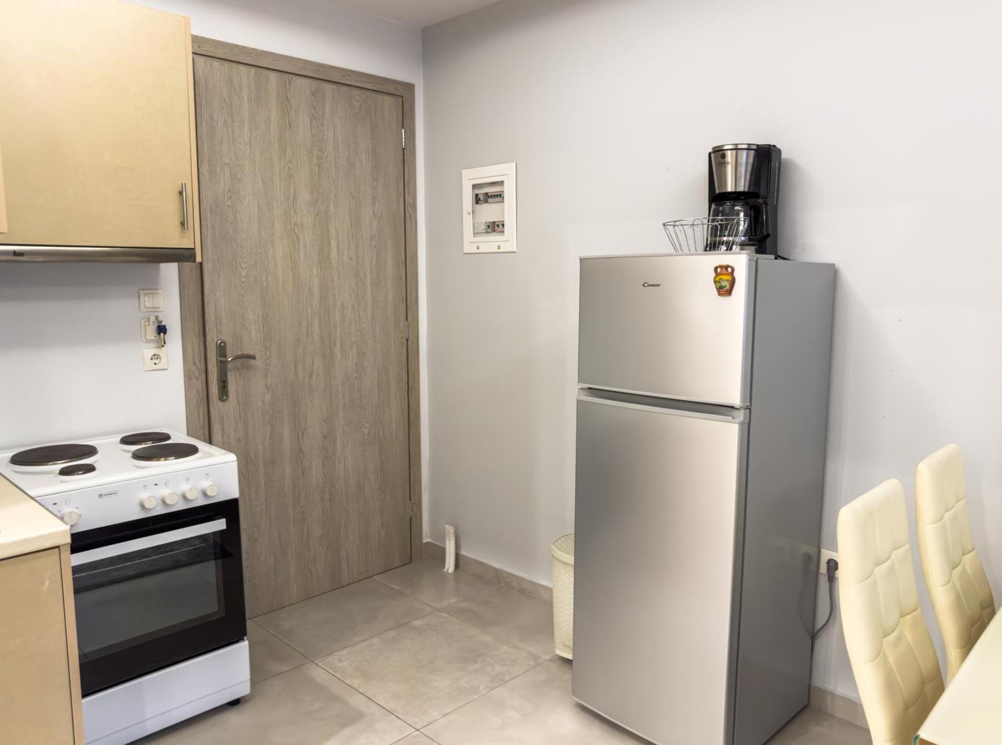 Contemporary & Spacious Renovated Apartment, Dt Syntagma, /Touristic Area アテネ エクステリア 写真