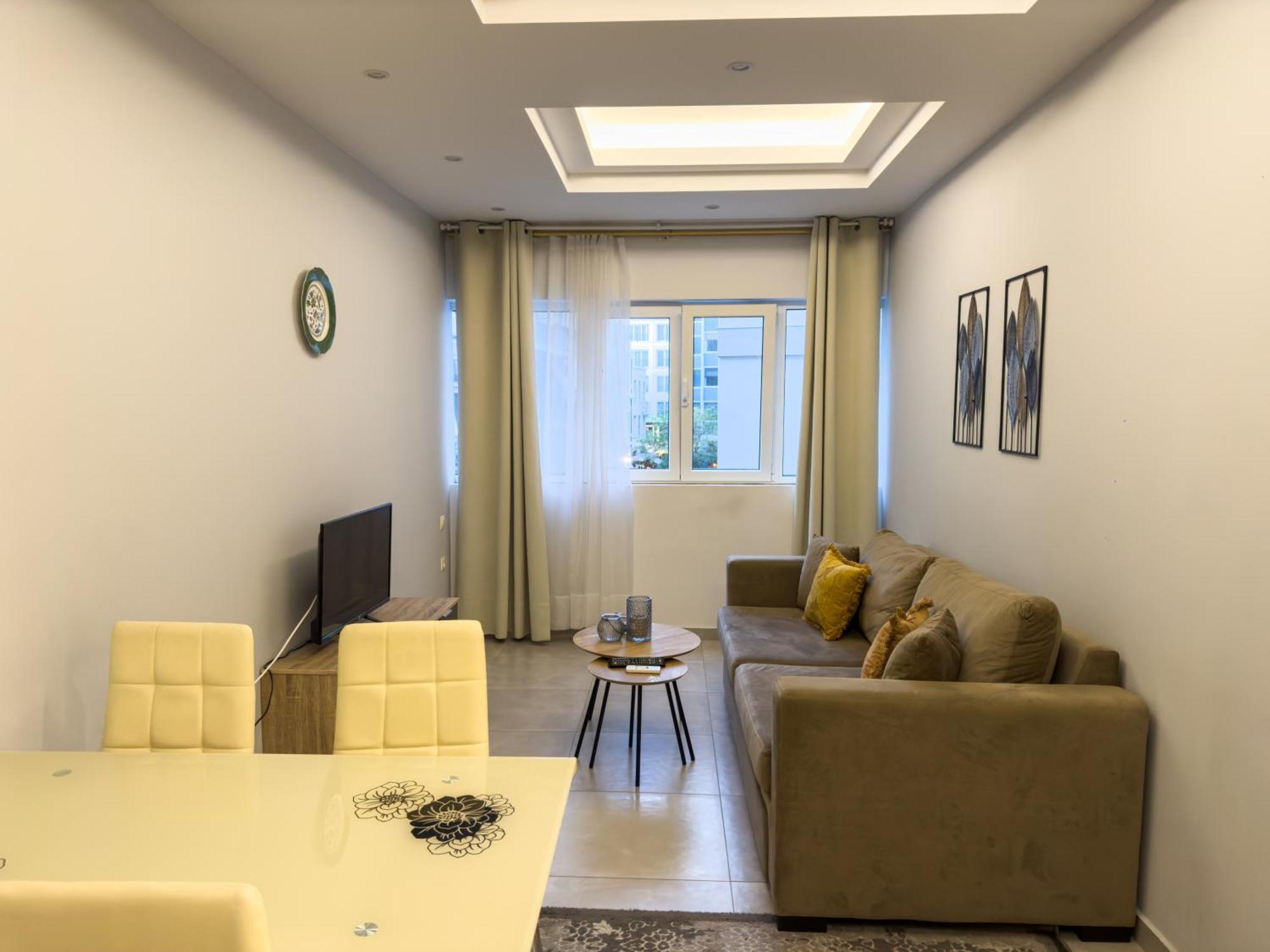 Contemporary & Spacious Renovated Apartment, Dt Syntagma, /Touristic Area アテネ エクステリア 写真